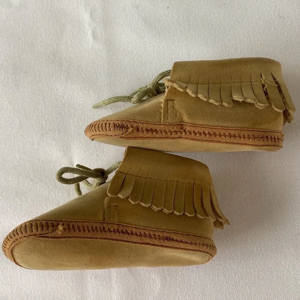 Baby Tan Moccasin Shoes Size 0 Vintage